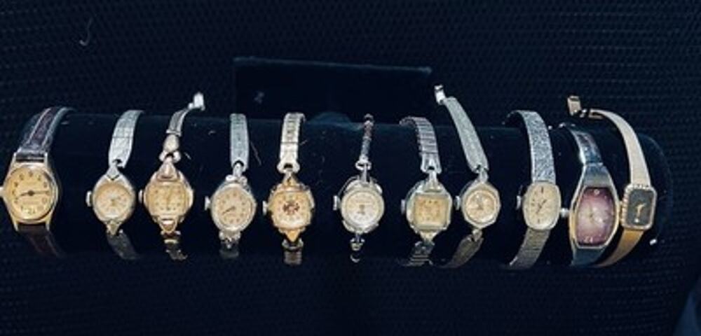 Bulk Lot 11 Vintage Ladies Wristwatches Bulova, Caravelle, Elgin More – Untested